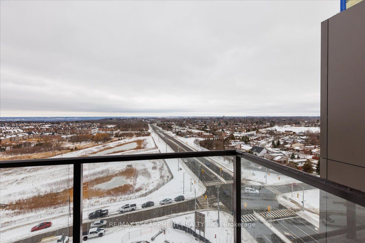 450 Dundas Street E #1001