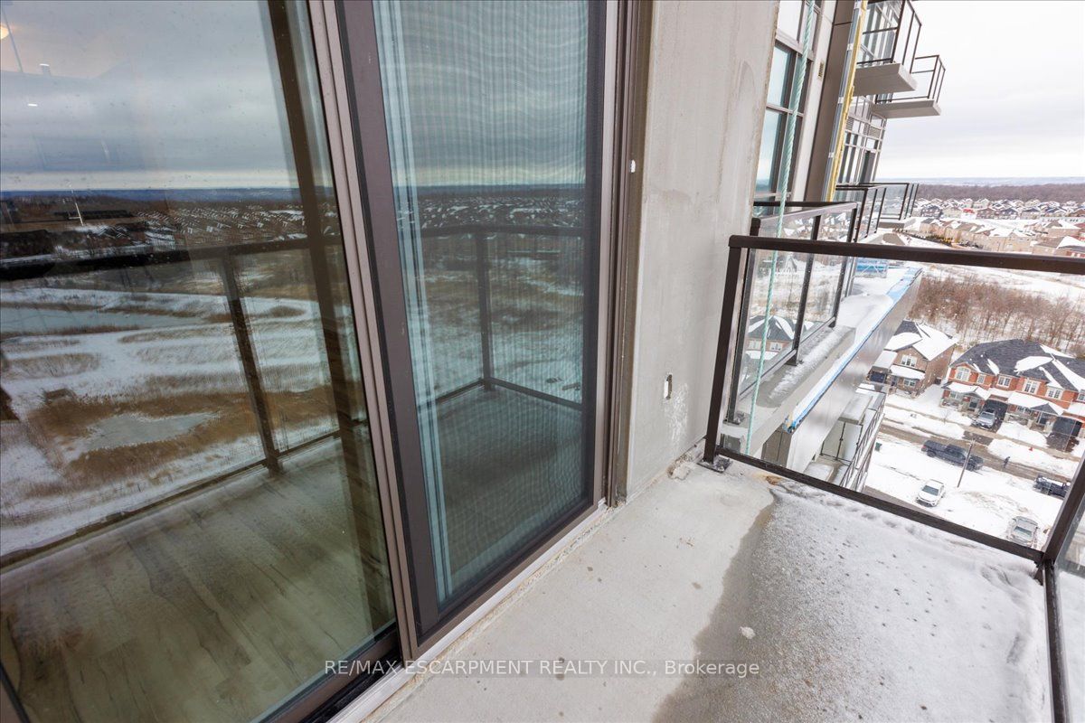 450 Dundas Street E #1001