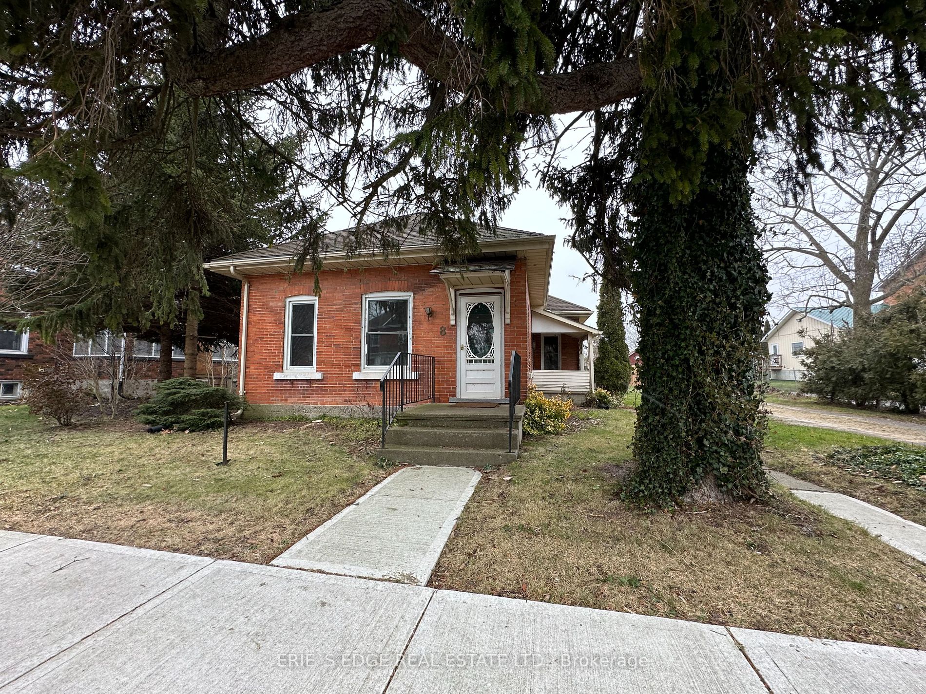 8 Church Street