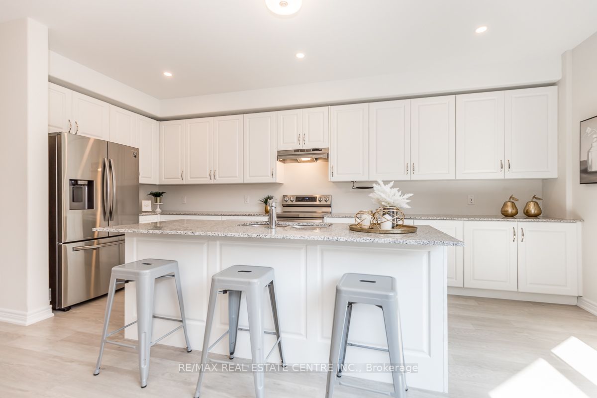 1049 Rippingale Tr