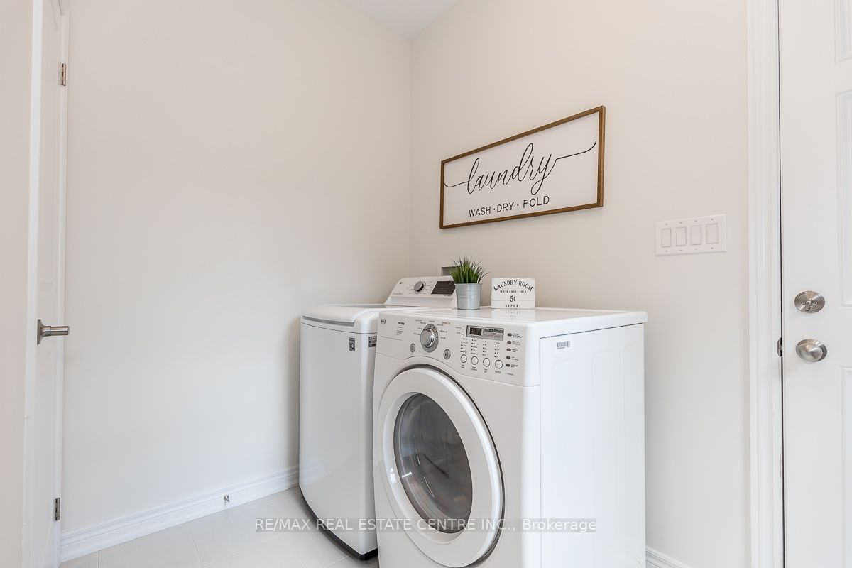 1049 Rippingale Tr