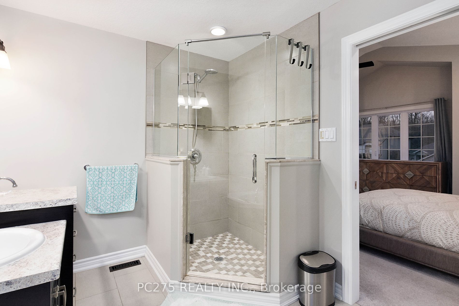 2107 North Routledge Park