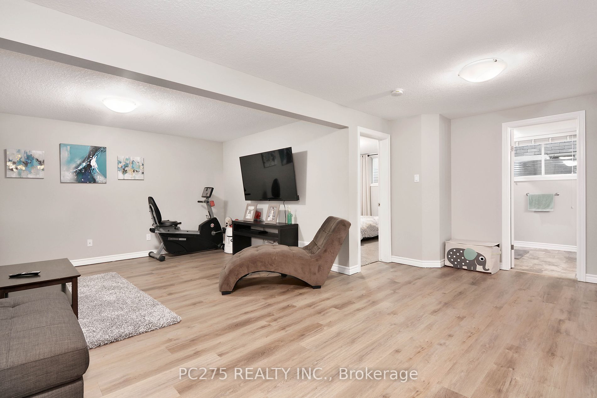 2107 North Routledge Park