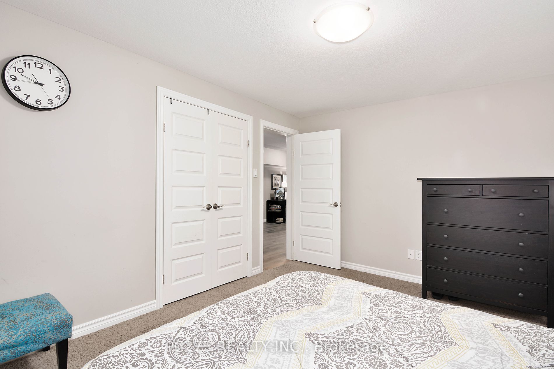 2107 North Routledge Park