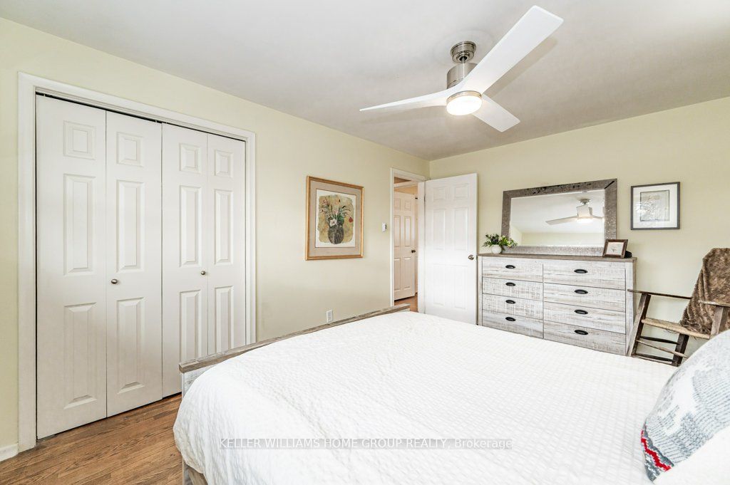 19 Brentwood Dr