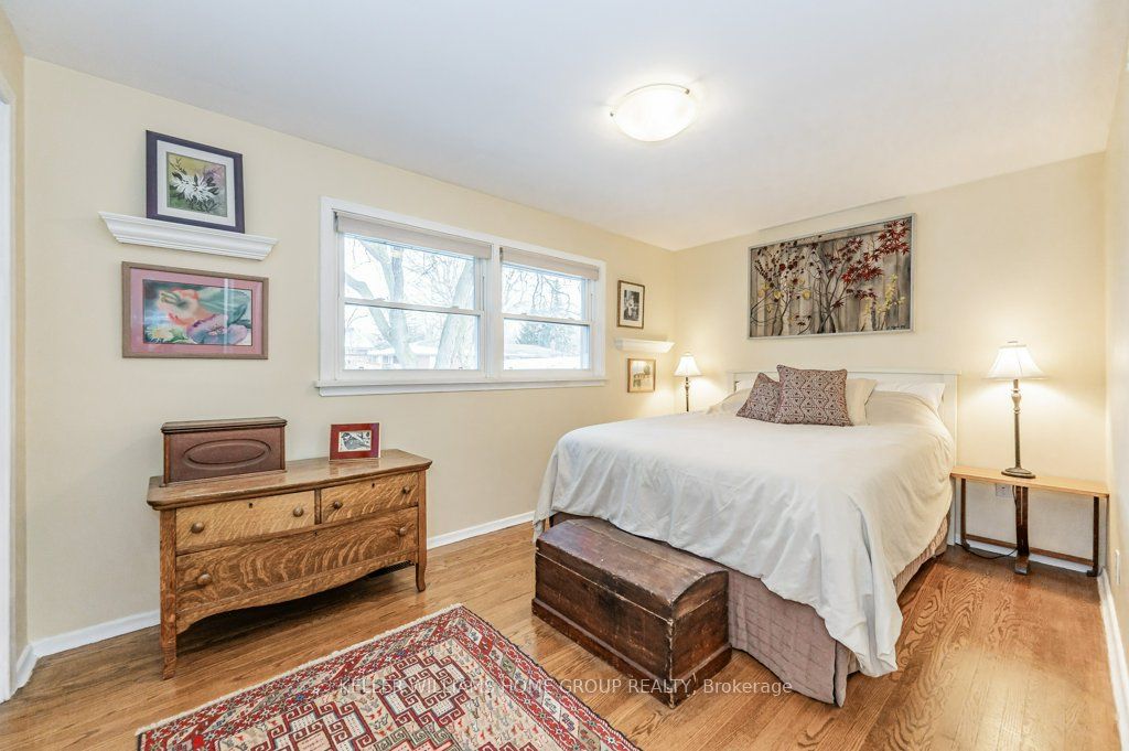 19 Brentwood Dr