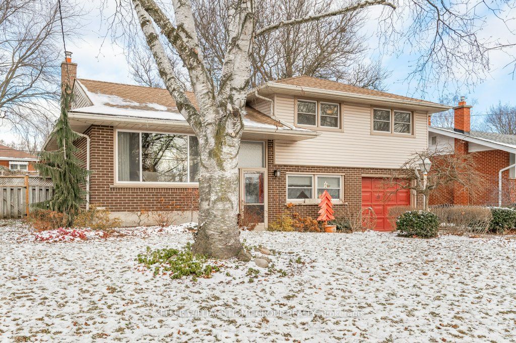 19 Brentwood Dr