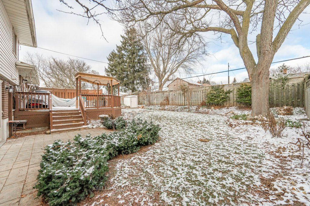 19 Brentwood Dr