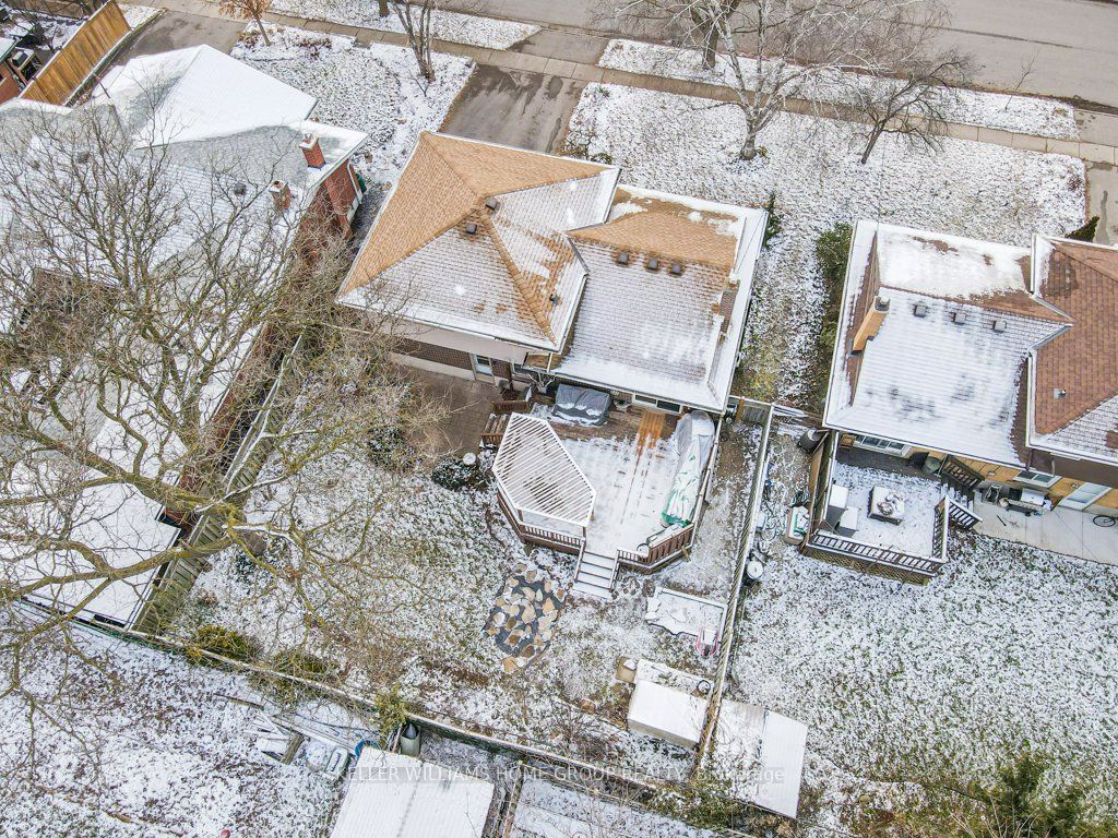 19 Brentwood Dr