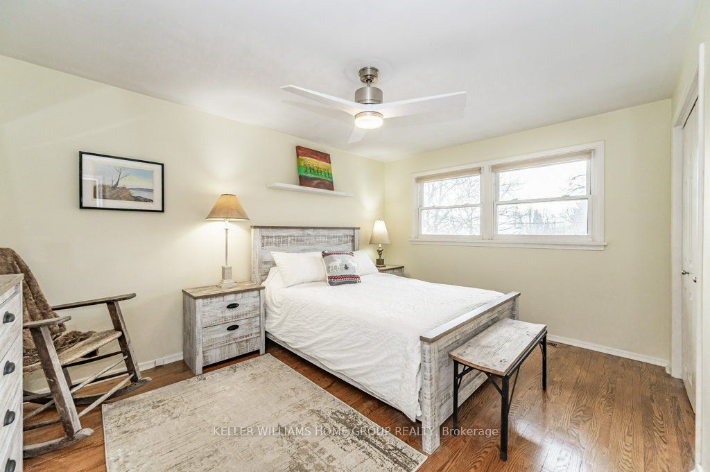 19 Brentwood Dr