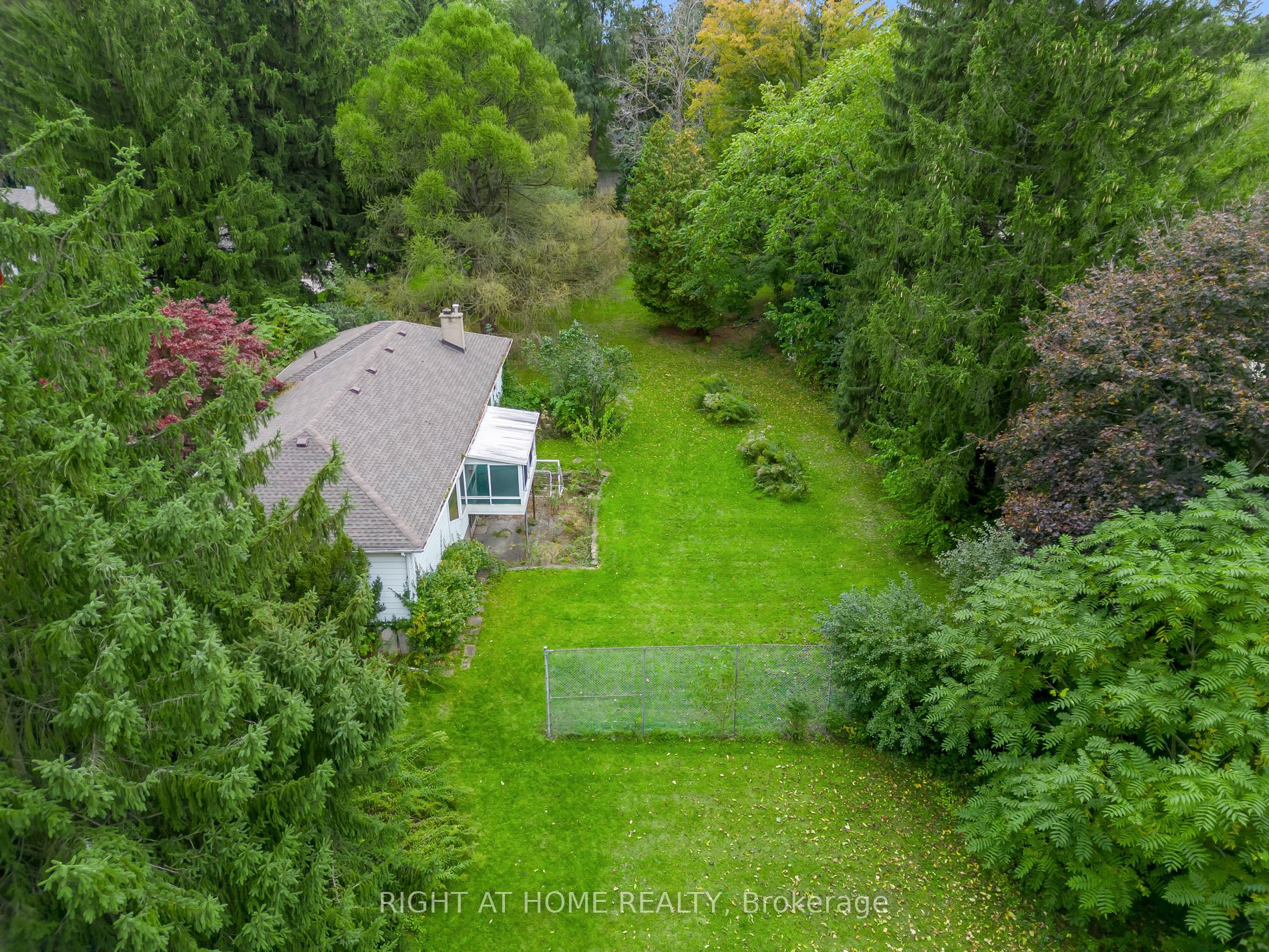 49 Thornwood Drive