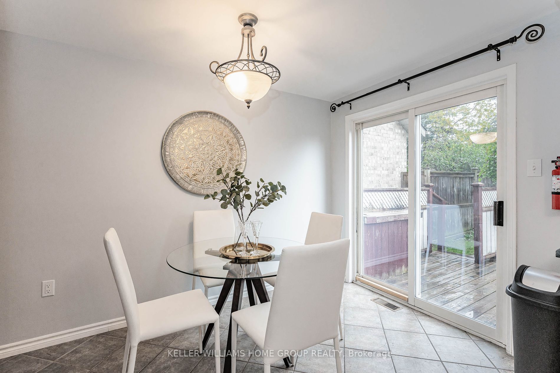 26 Sidney Cres