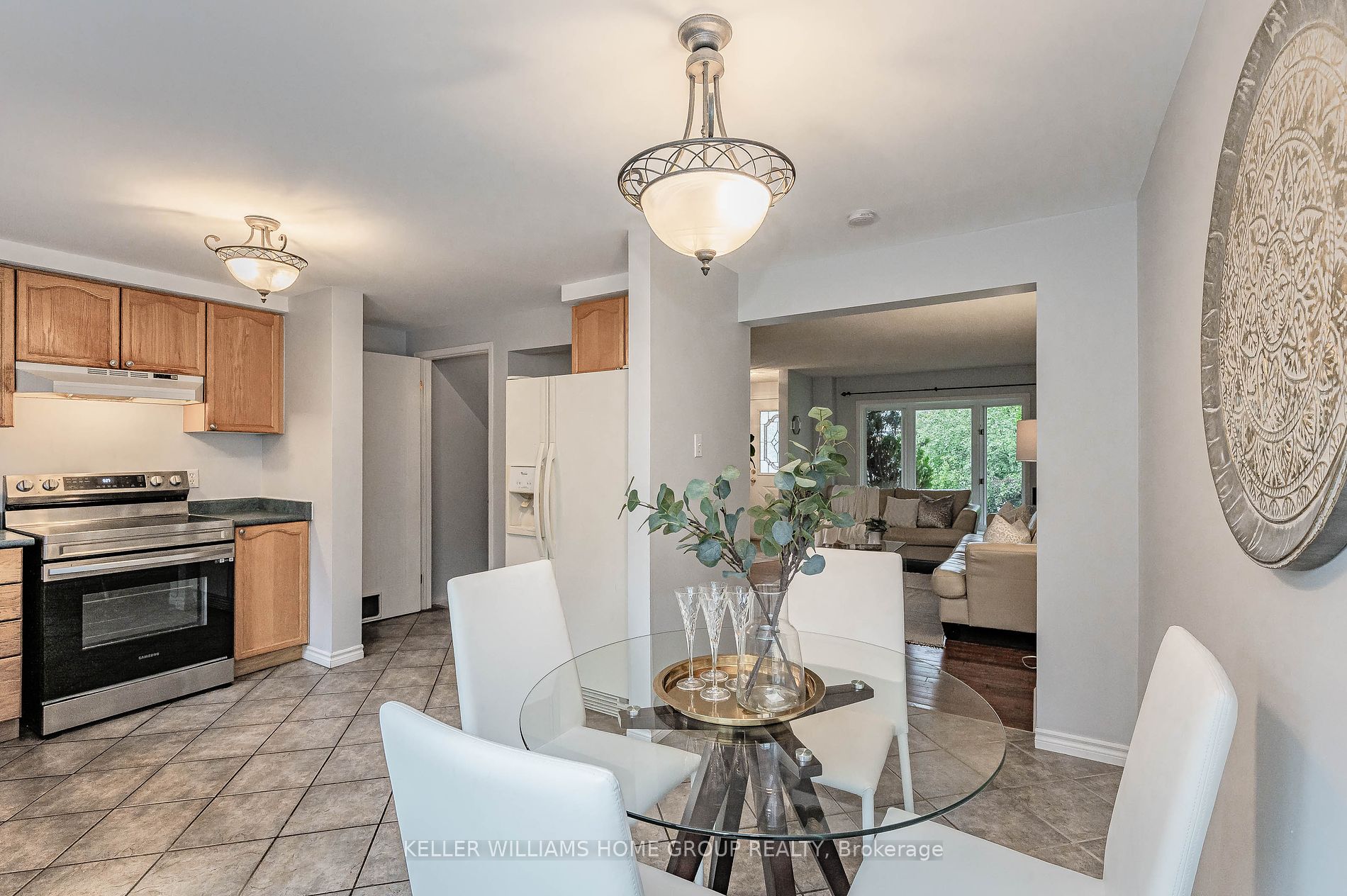 26 Sidney Cres
