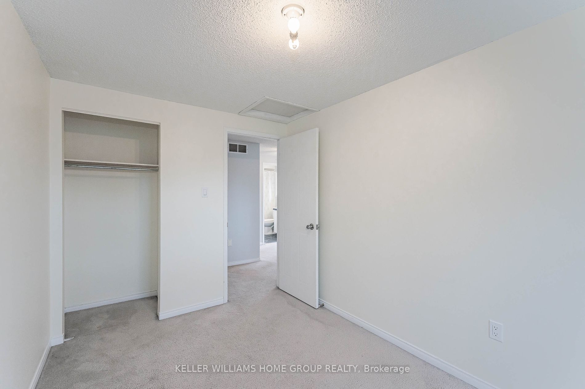 26 Sidney Cres