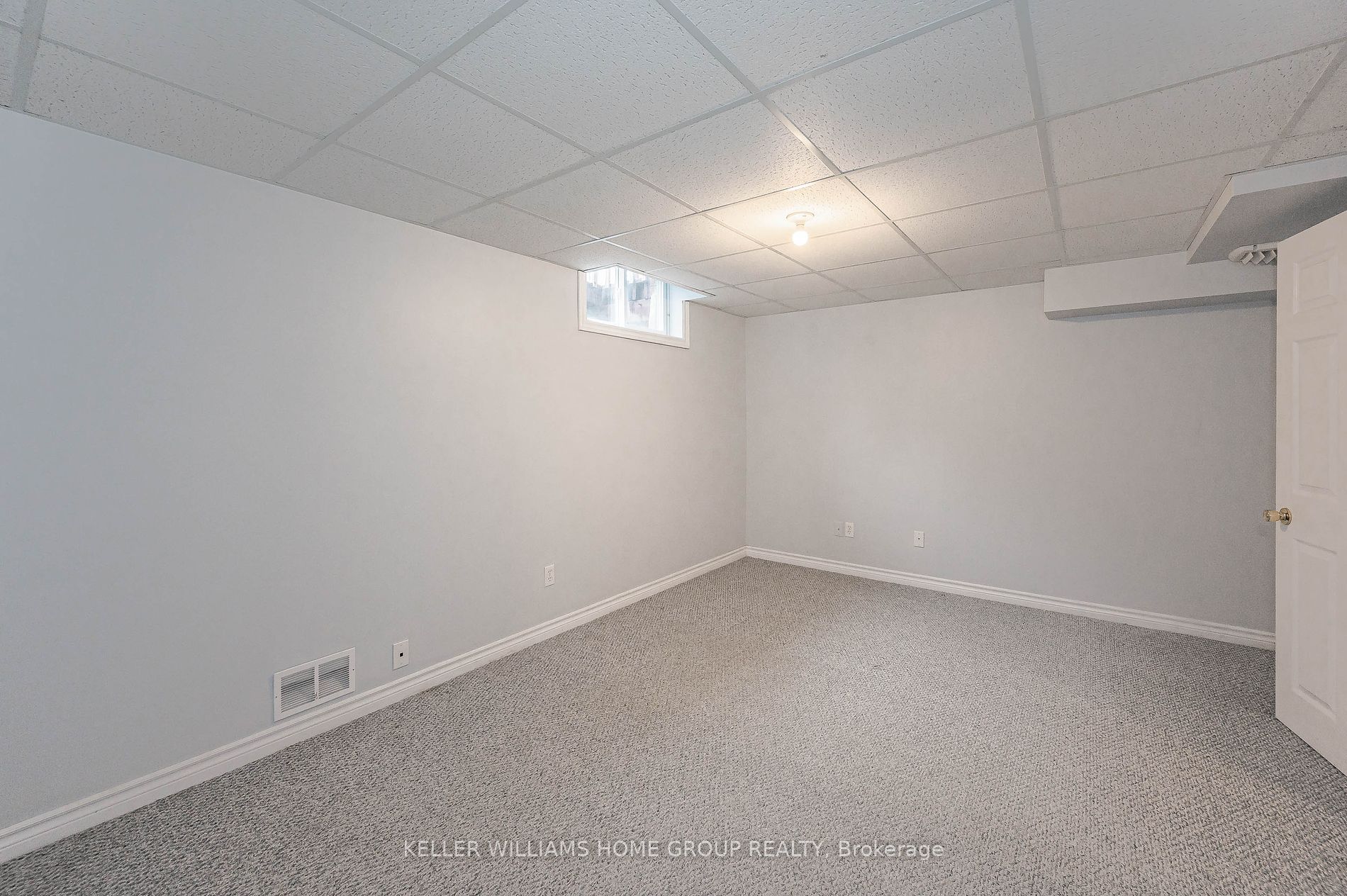 26 Sidney Cres