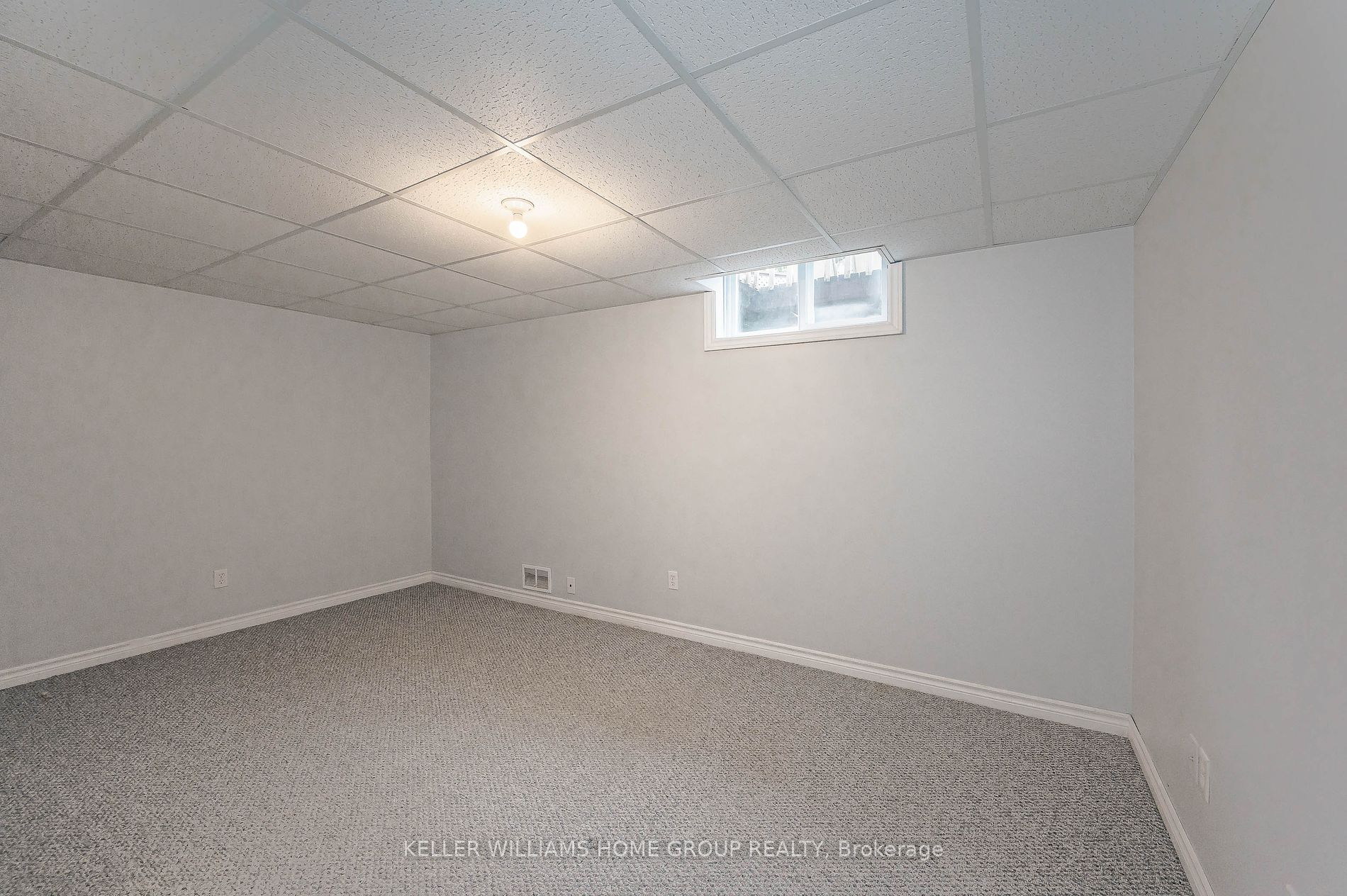 26 Sidney Cres