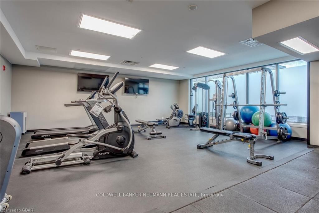 53 Arthur St S, #504
