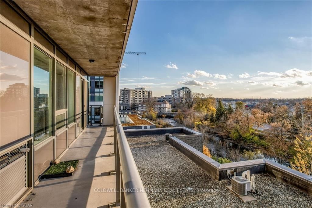 53 Arthur St S, #504