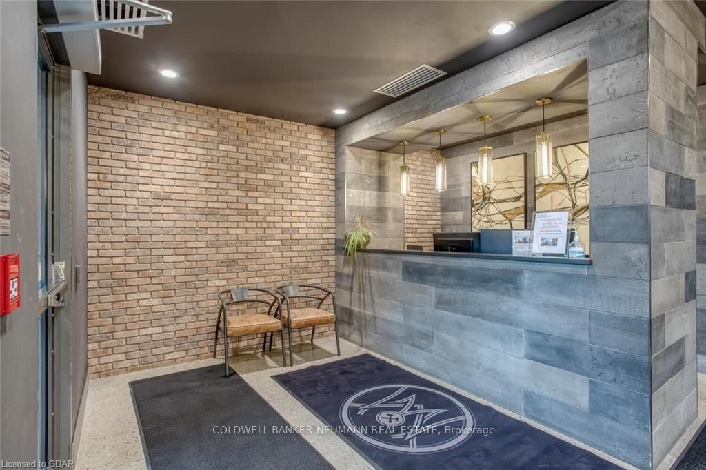 53 Arthur St S, #504
