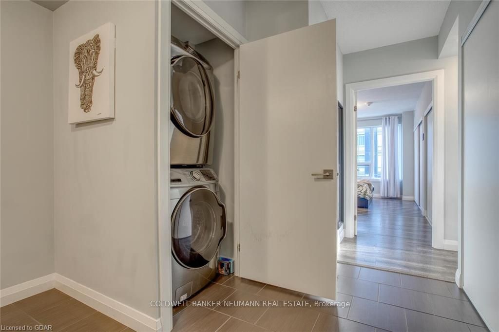 53 Arthur St S, #504