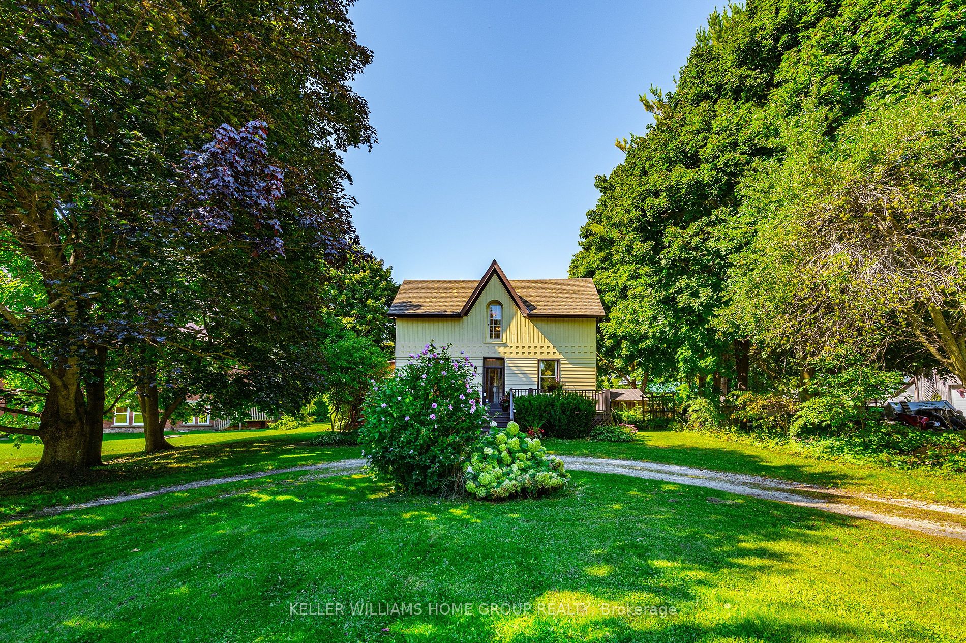 62 Main Street S