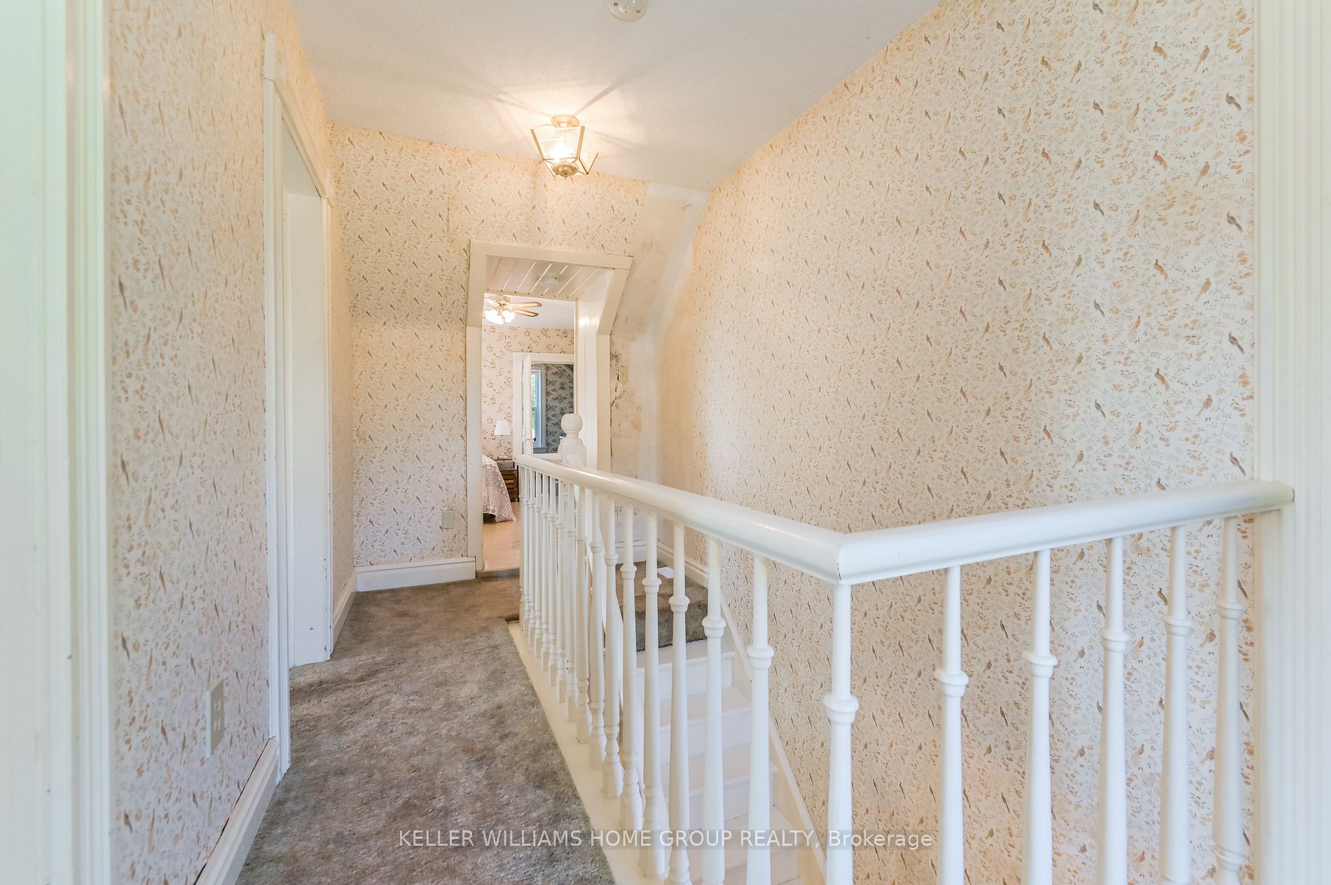 62 Main Street S