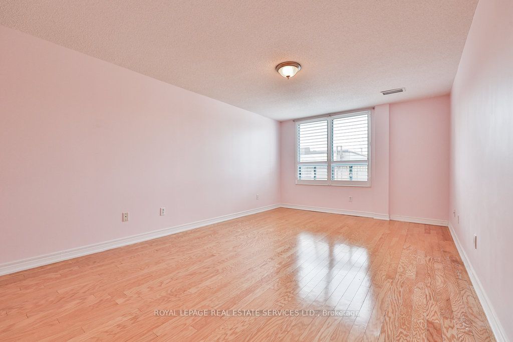 5 Ogilvie Street, #201