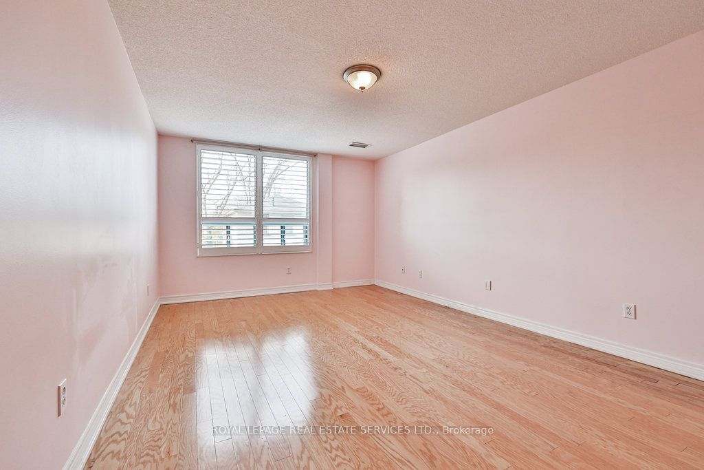 5 Ogilvie Street, #201