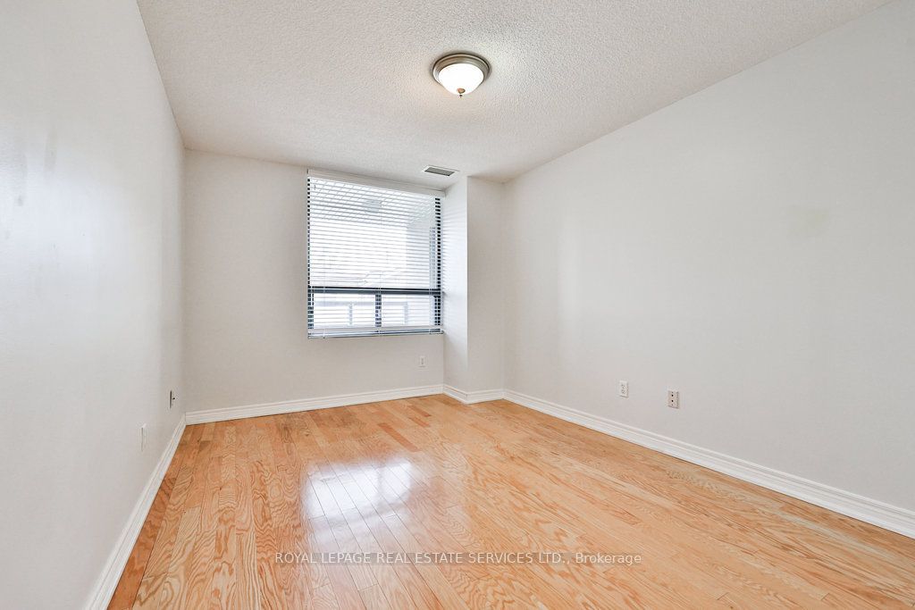 5 Ogilvie Street, #201