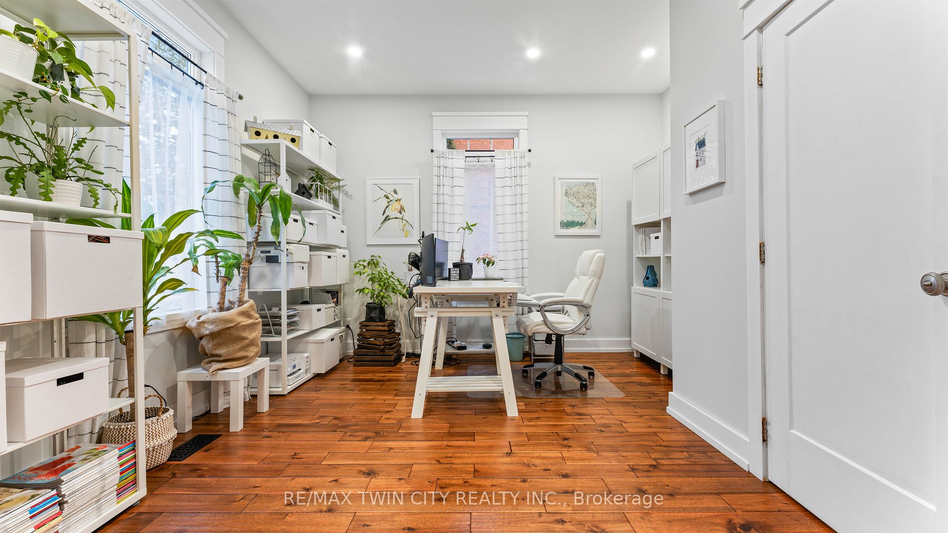 514 George St