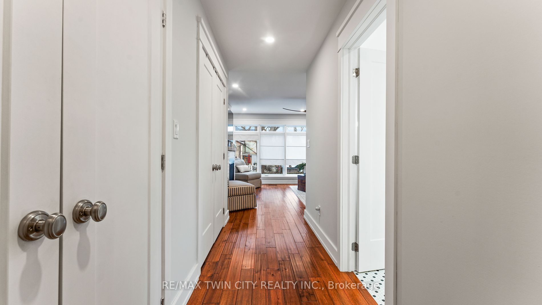 514 George St