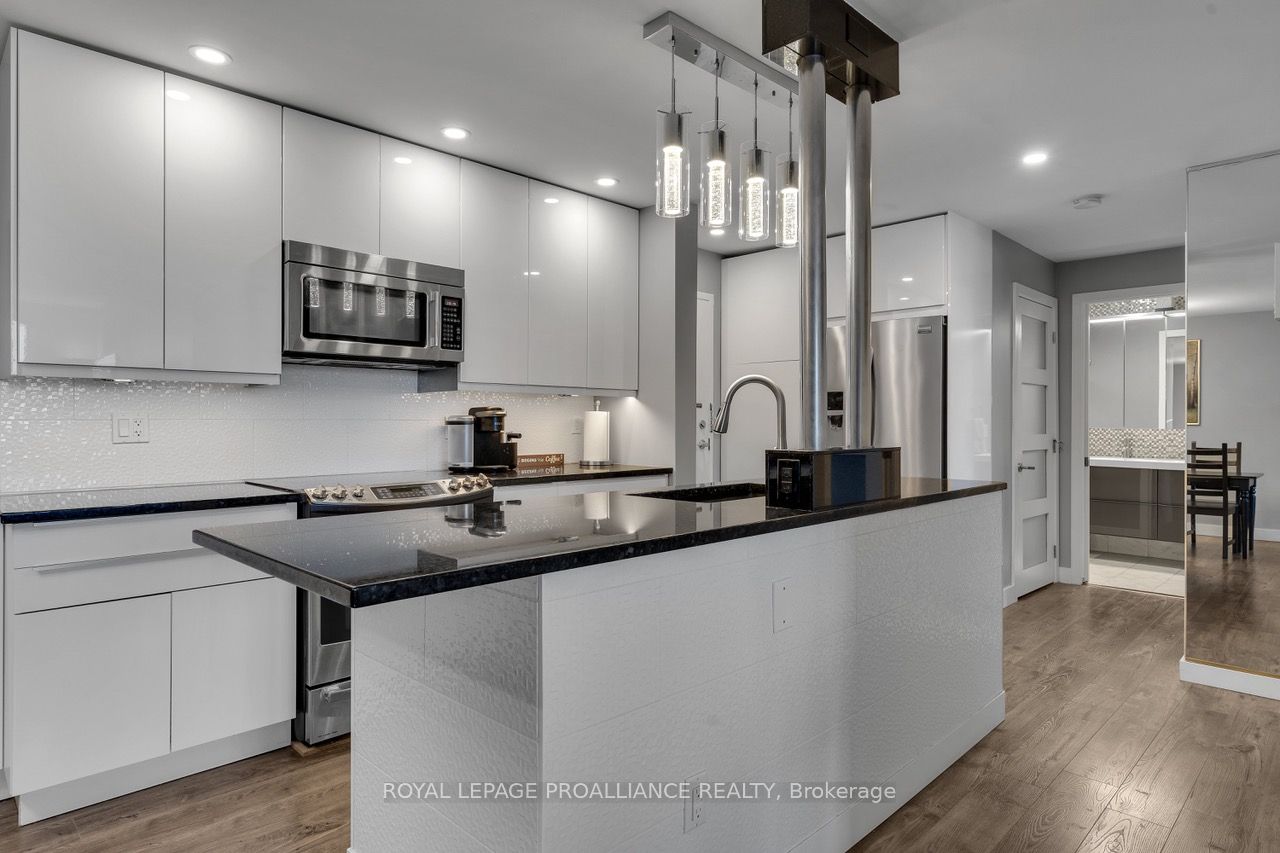 334 Queen Mary Road, #412