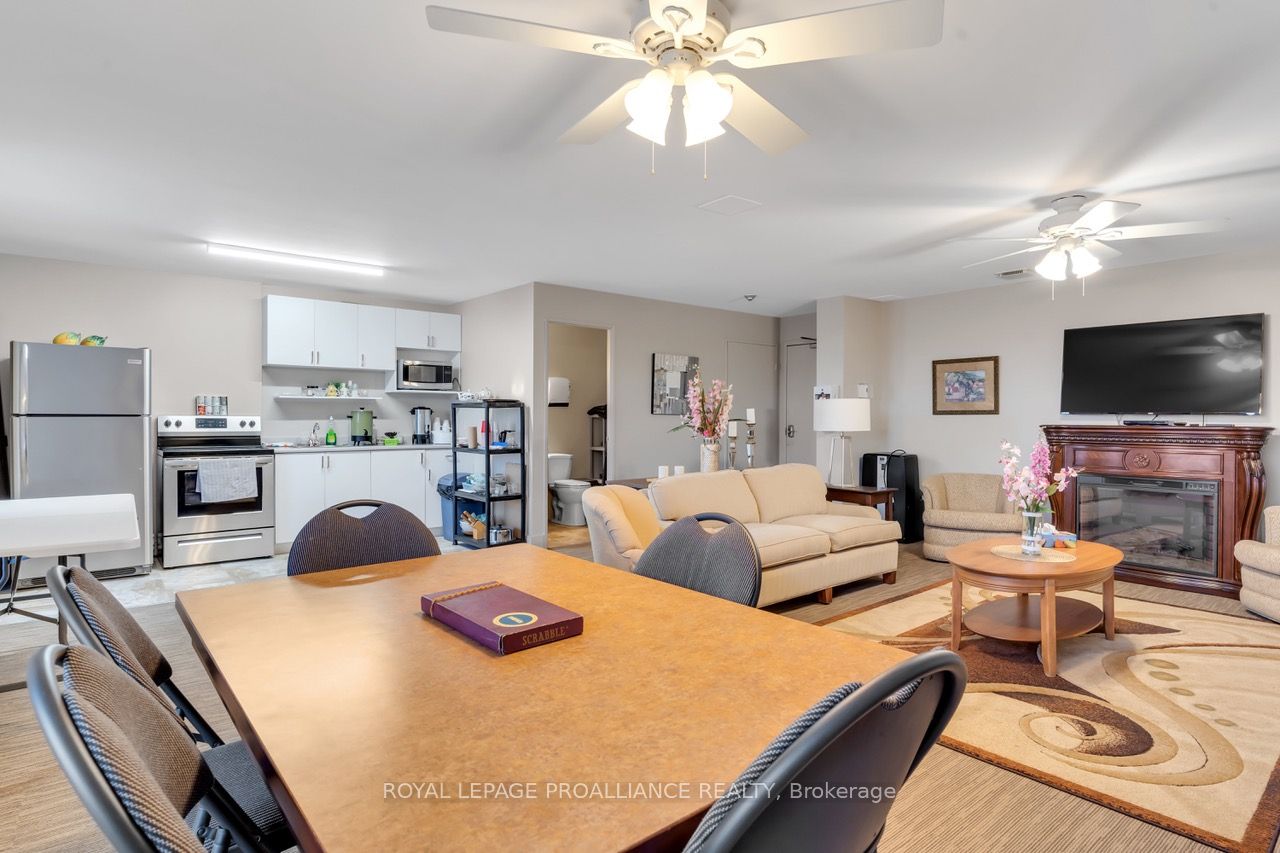 334 Queen Mary Road, #412