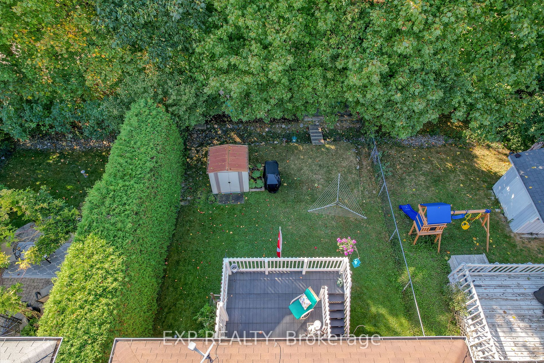 205 Carroll Cres