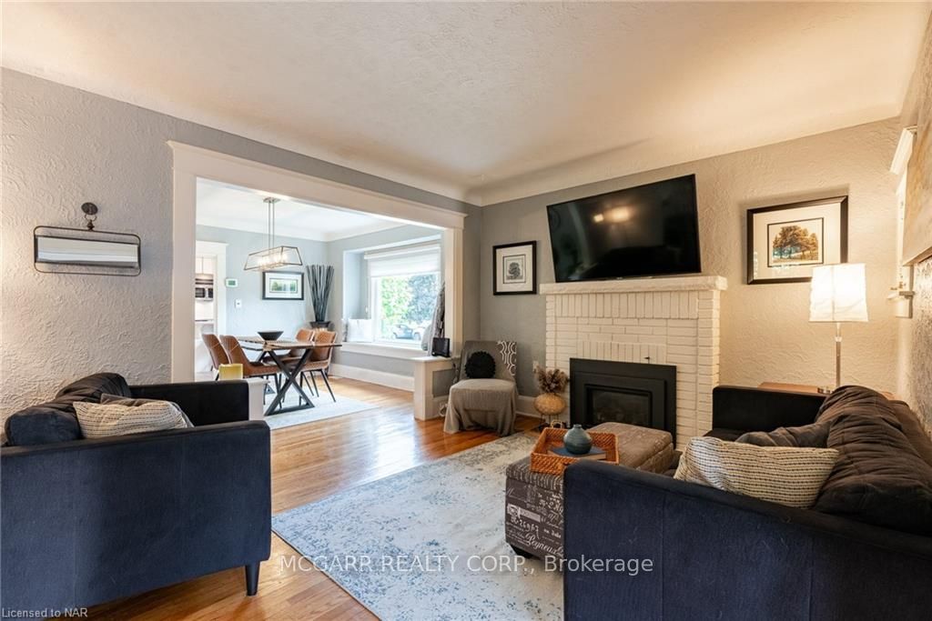 10 Woodruff Ave