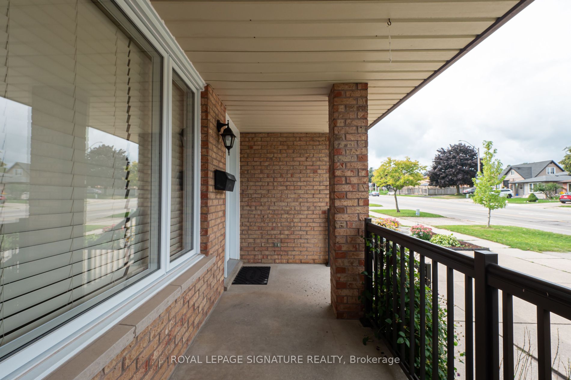 709 Upper Paradise Road