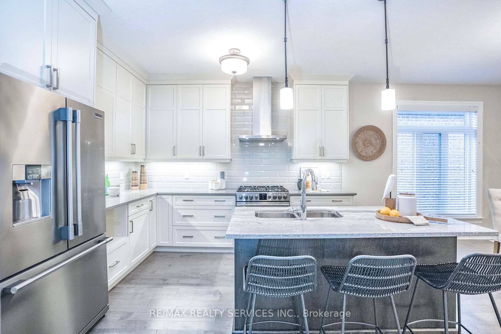 2290 Torrey Pines Way, #26