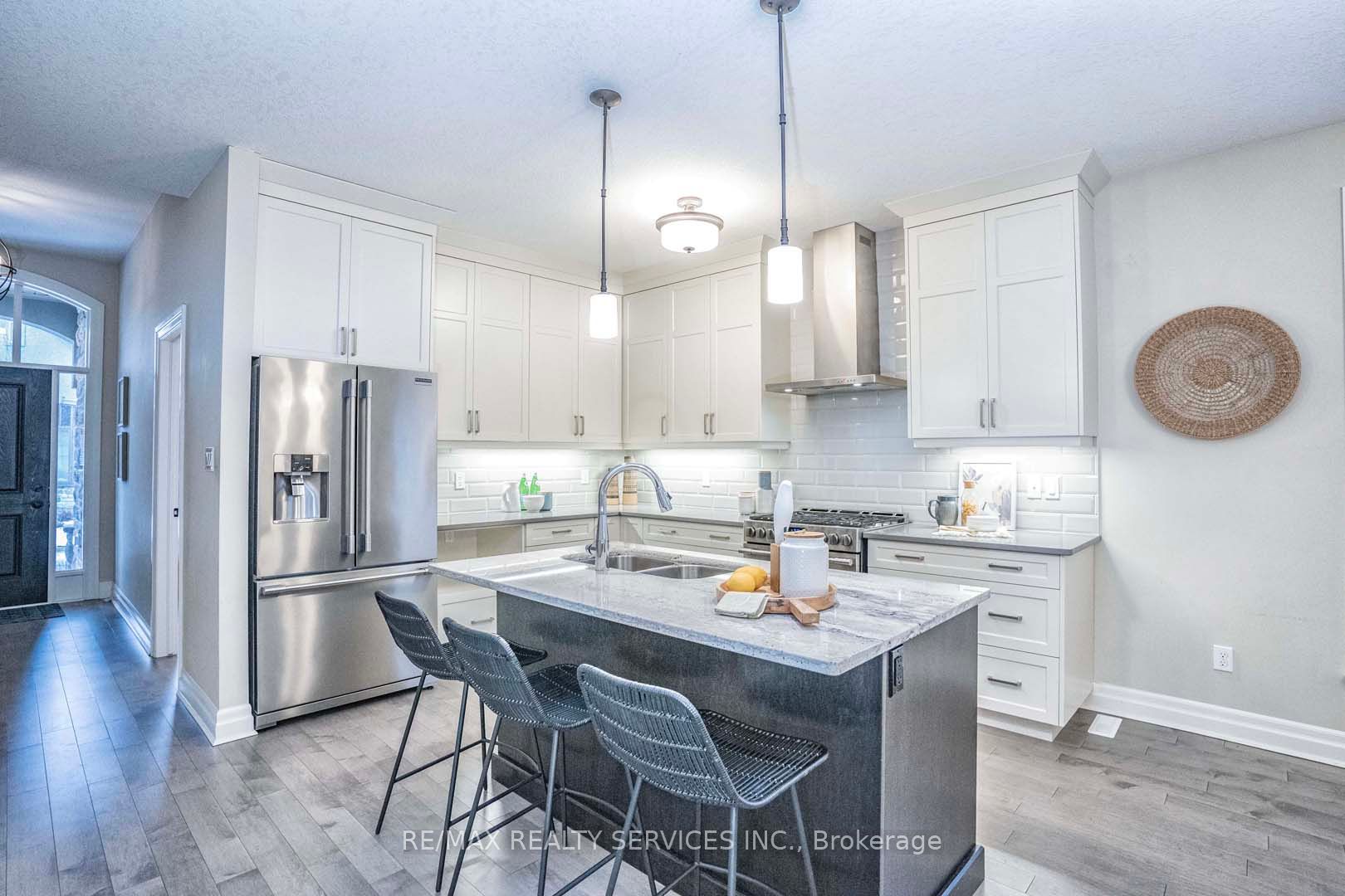 2290 Torrey Pines Way, #26