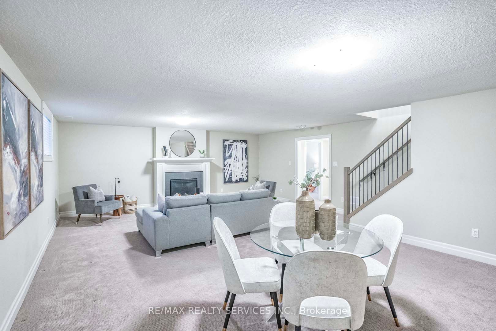 2290 Torrey Pines Way, #26