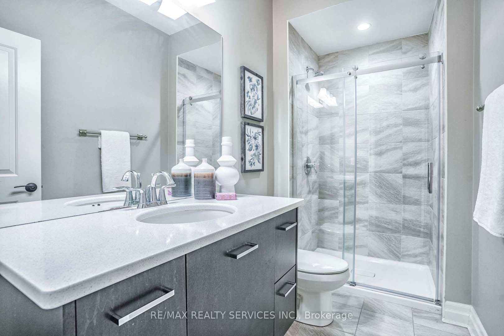 2290 Torrey Pines Way, #26
