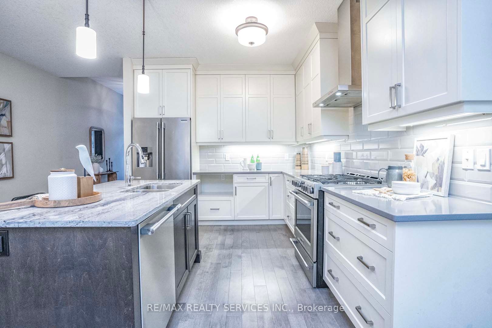 2290 Torrey Pines Way, #26