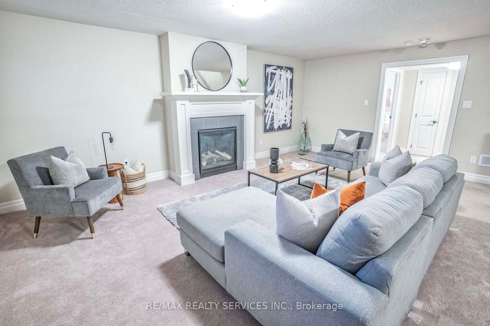 2290 Torrey Pines Way, #26