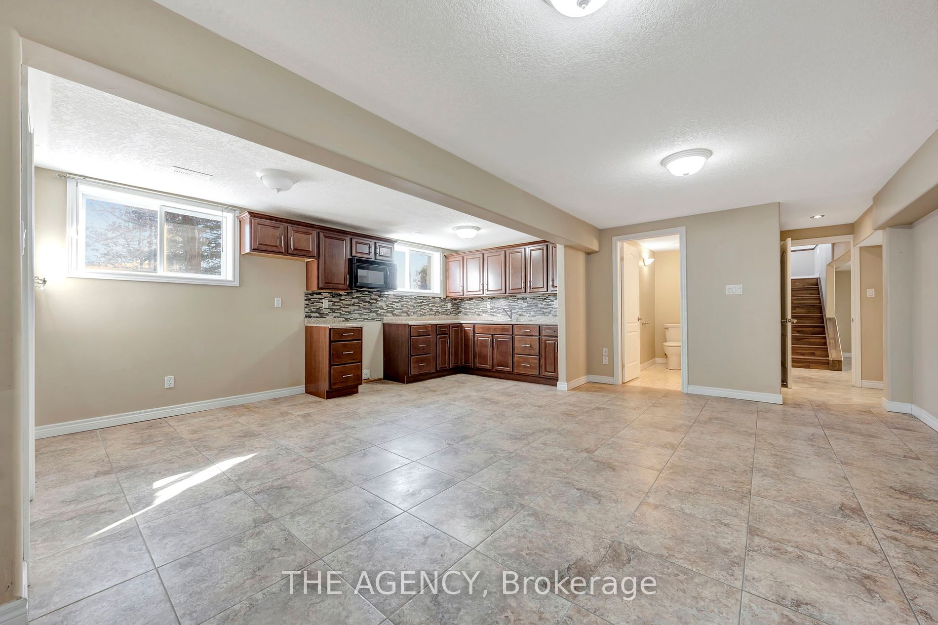 240 Johnson Rd