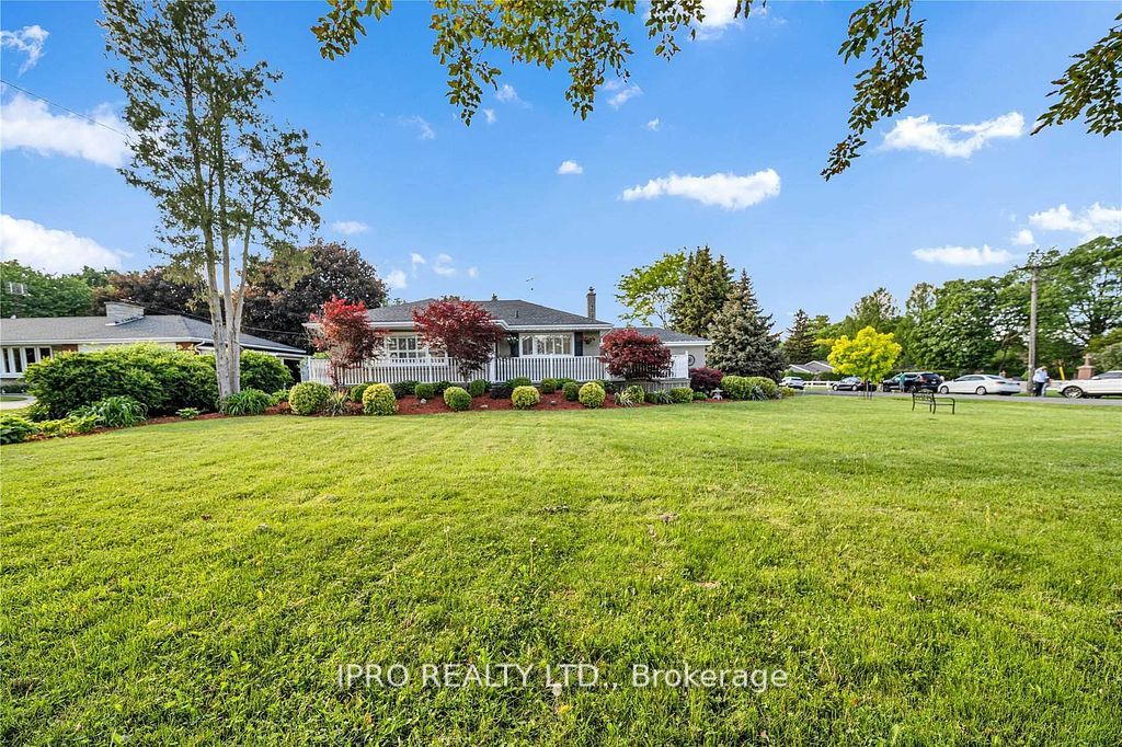 526 Anson Dr