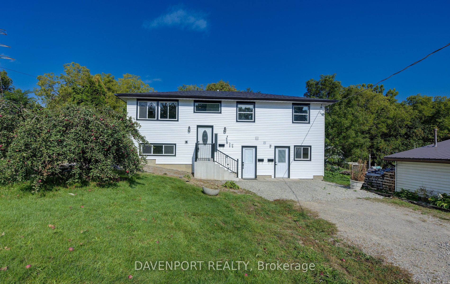 91 Locks Rd
