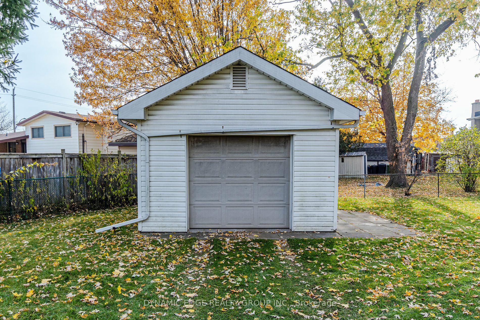 9 Crawford Dr E