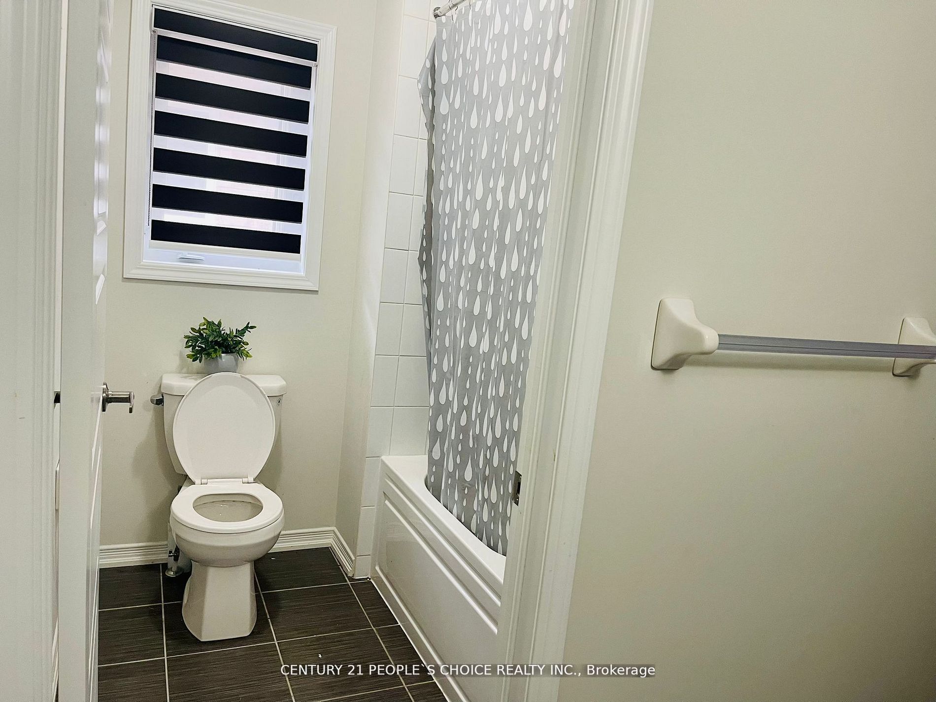 5 Burgess Cres