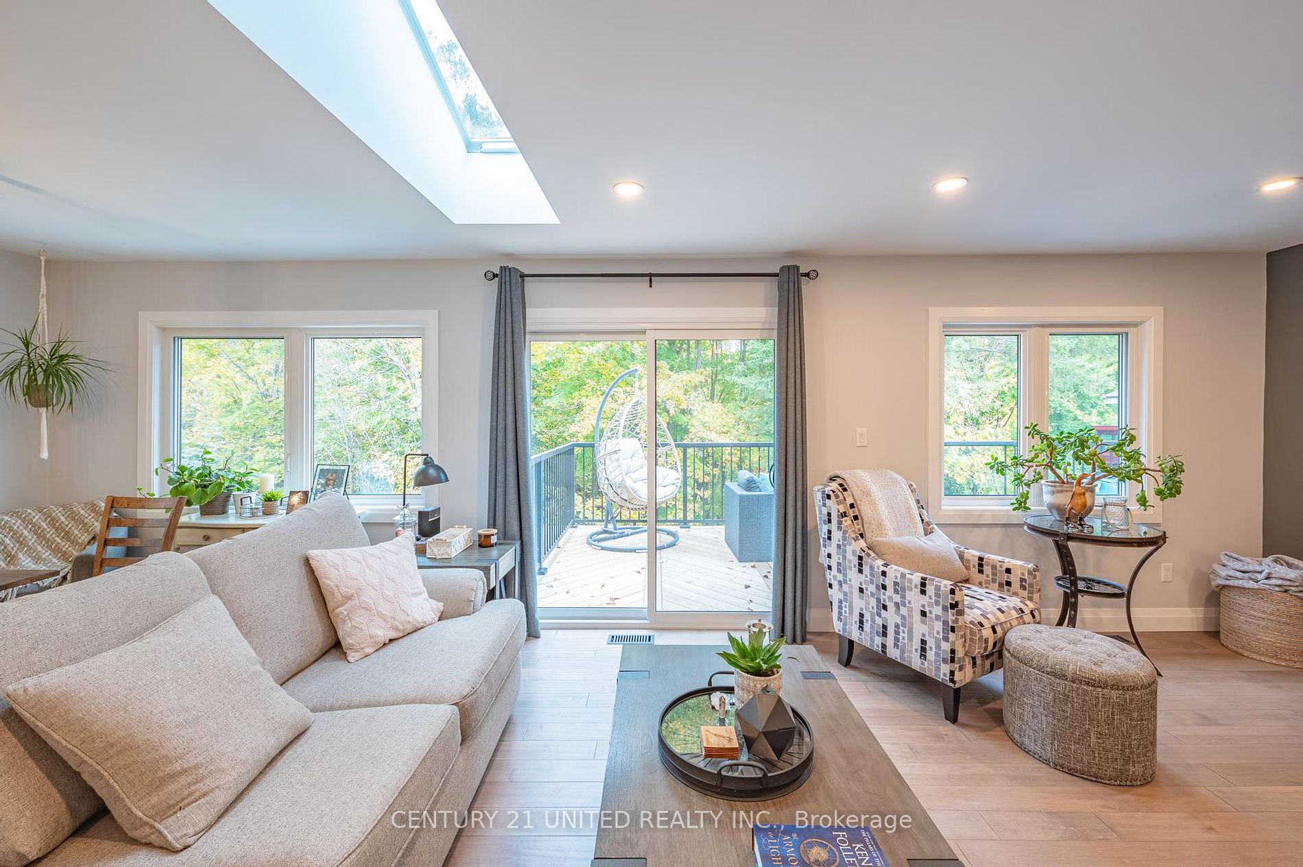 24 Cliffside Drive