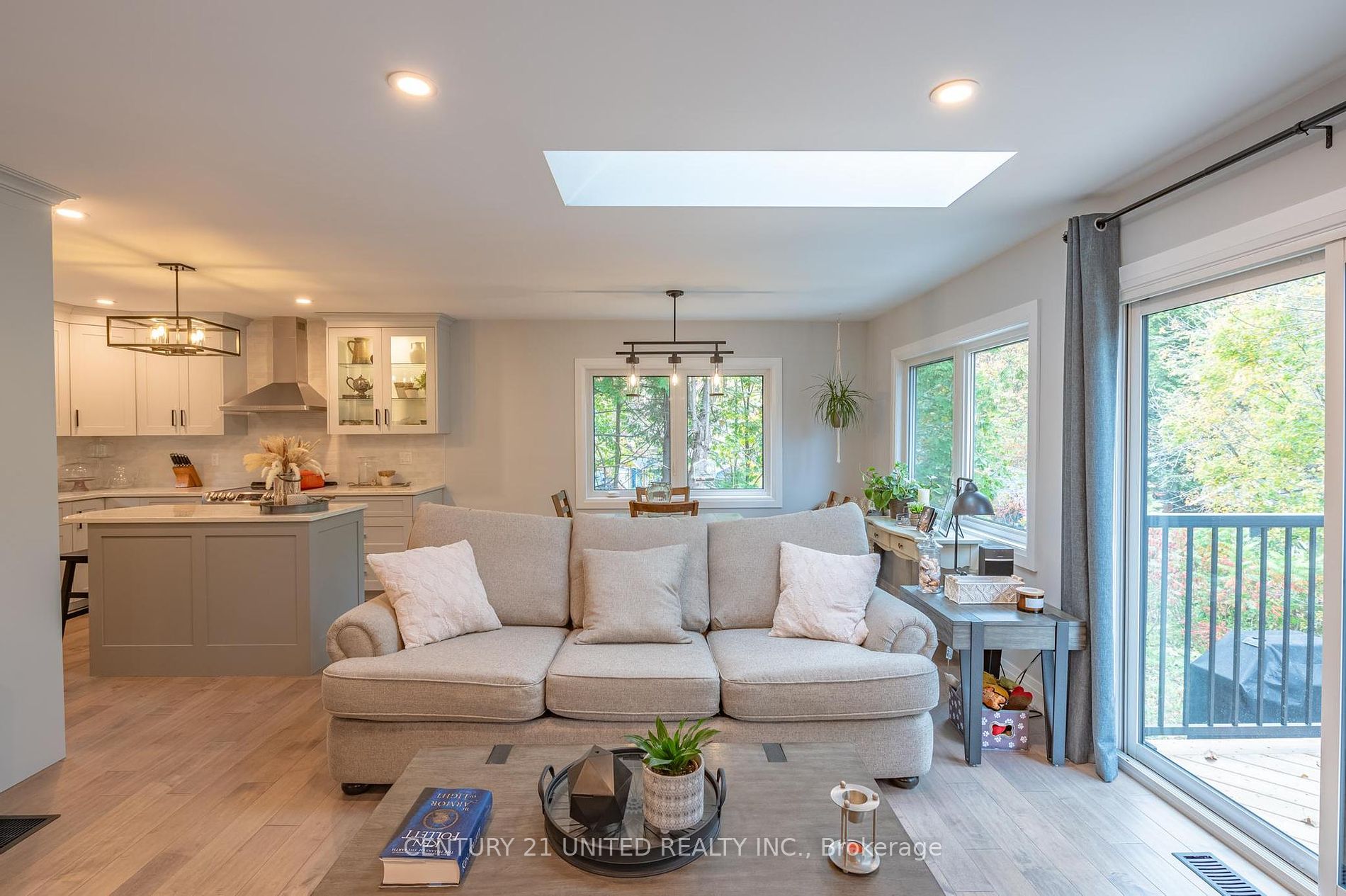 24 Cliffside Drive