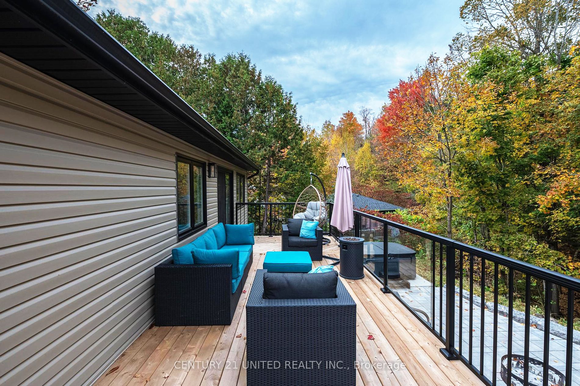 24 Cliffside Drive